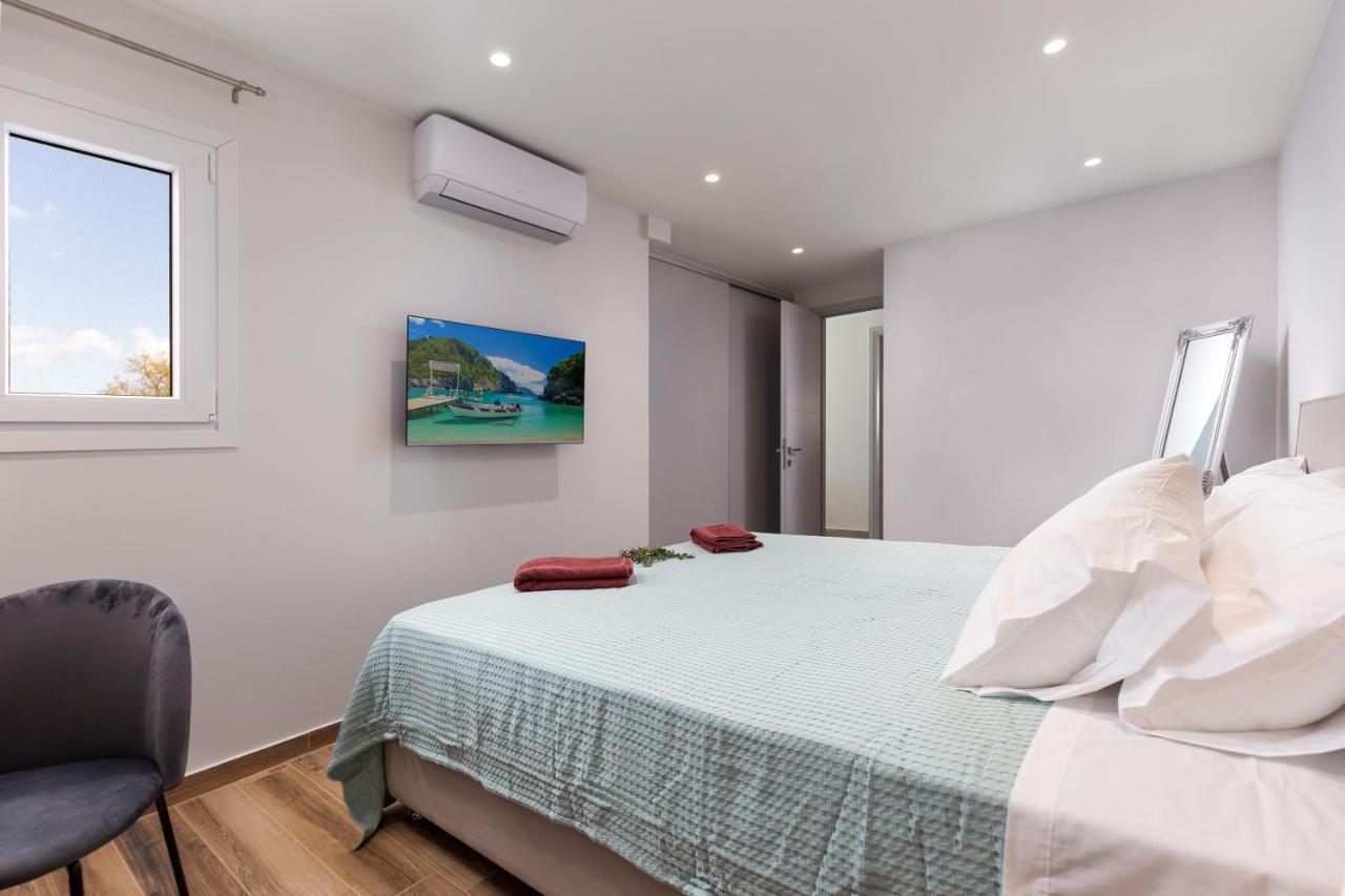 Nightingale Villa & Suites Corfu Gazatika ภายนอก รูปภาพ
