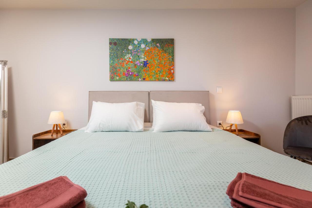Nightingale Villa & Suites Corfu Gazatika ภายนอก รูปภาพ