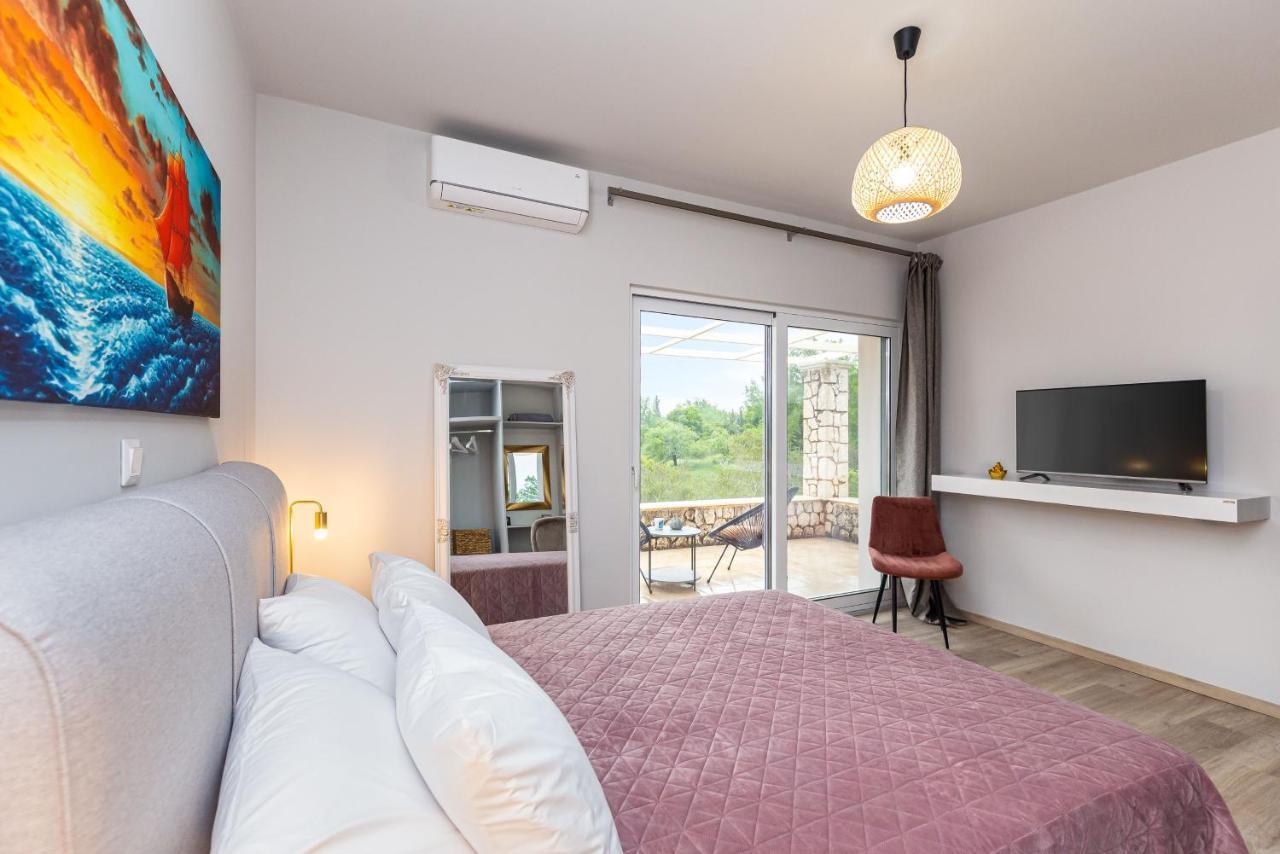 Nightingale Villa & Suites Corfu Gazatika ภายนอก รูปภาพ